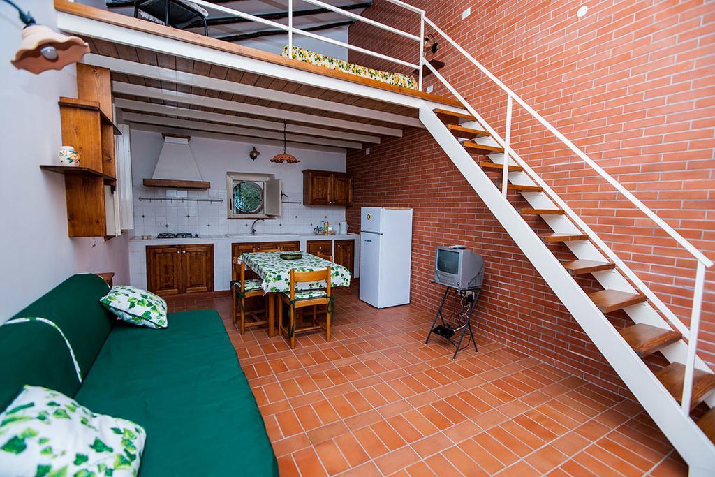 Casa Vacanze Etna Piedimonte Etneo Værelse billede
